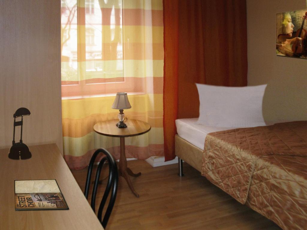 Gasthuis Hotel-pension Am Savignyplatz 2*