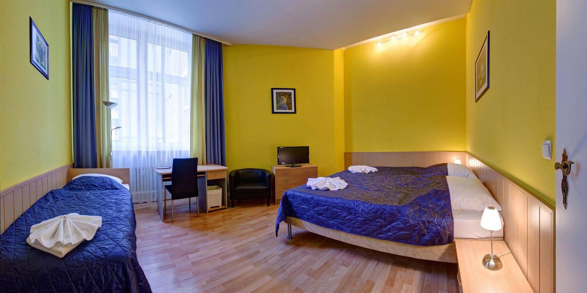 Gasthuis Hotel-pension Am Savignyplatz Berlijn